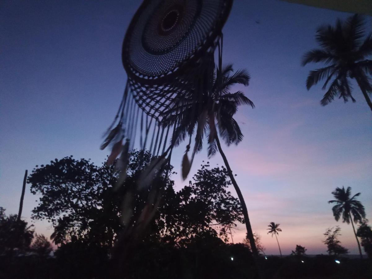 Dreamcatcher House & Hostel At Arambol Beach Bagian luar foto